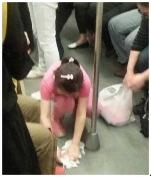 偷拍吃瓜合集图片高清,高清图集揭秘生活百态